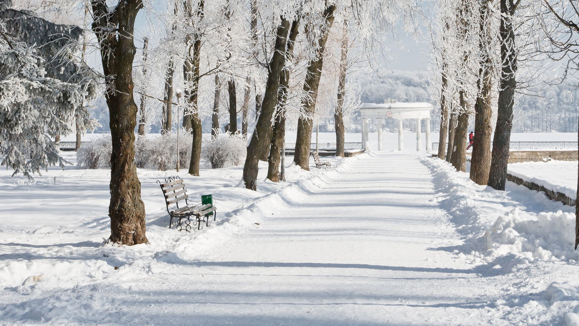 Snowy Russia Wallpapers