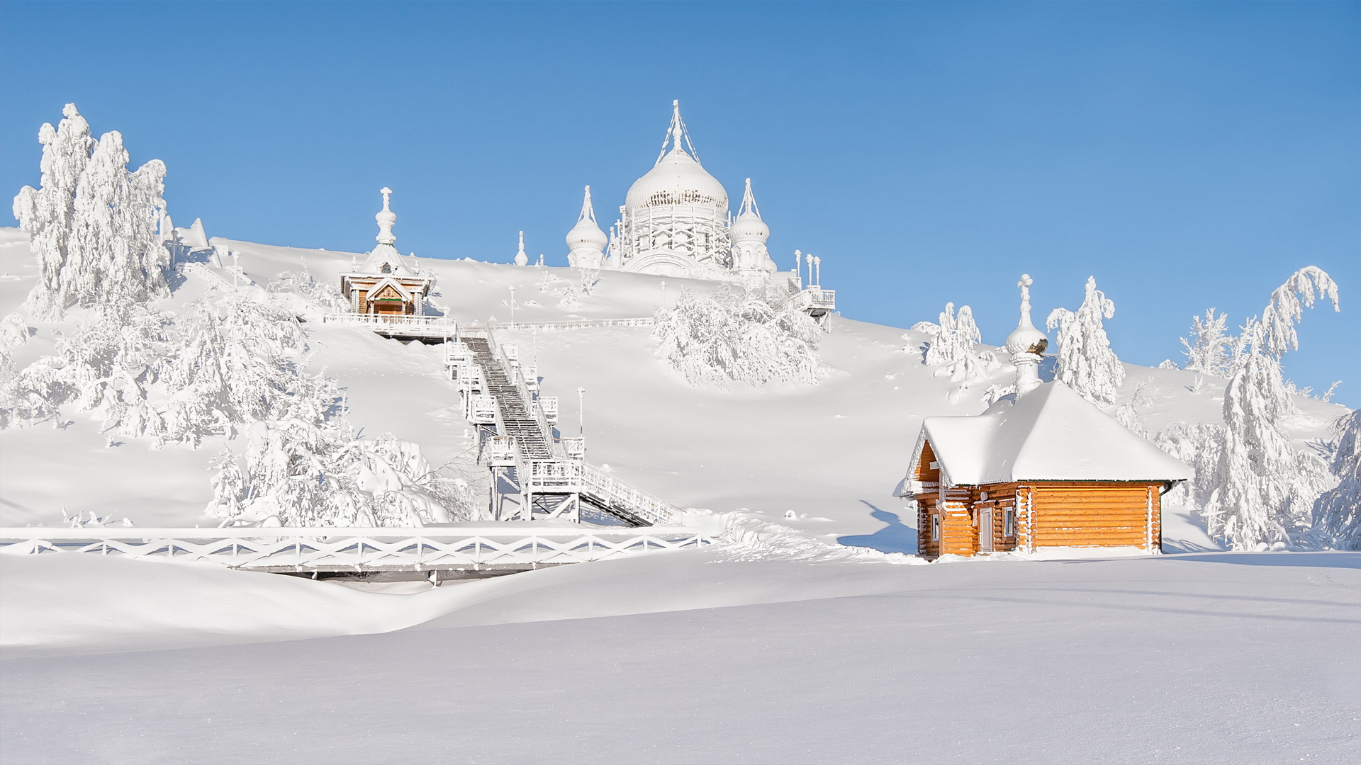 Snowy Russia Wallpapers