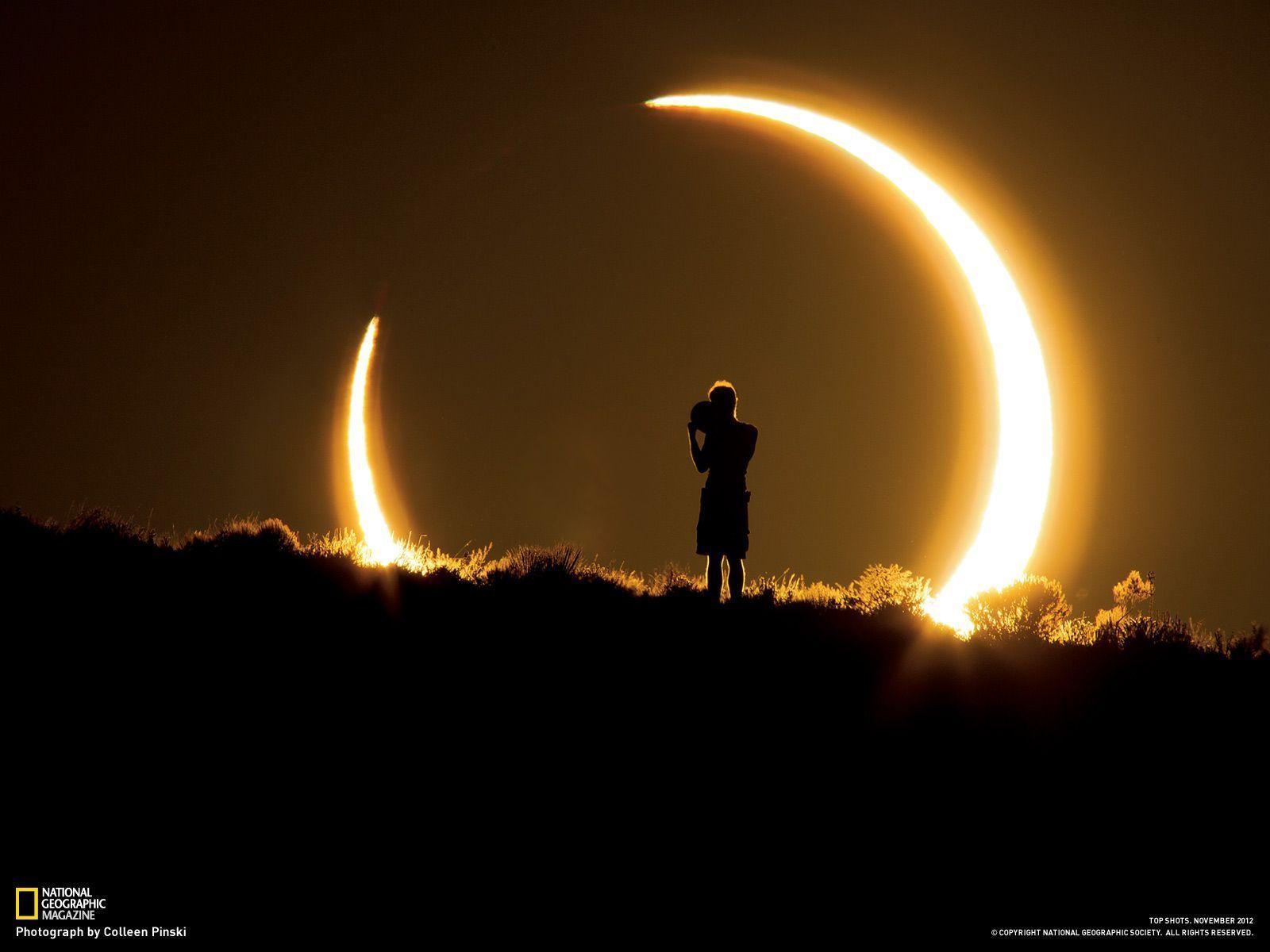 Solar Eclipse Aesthetic Wallpapers