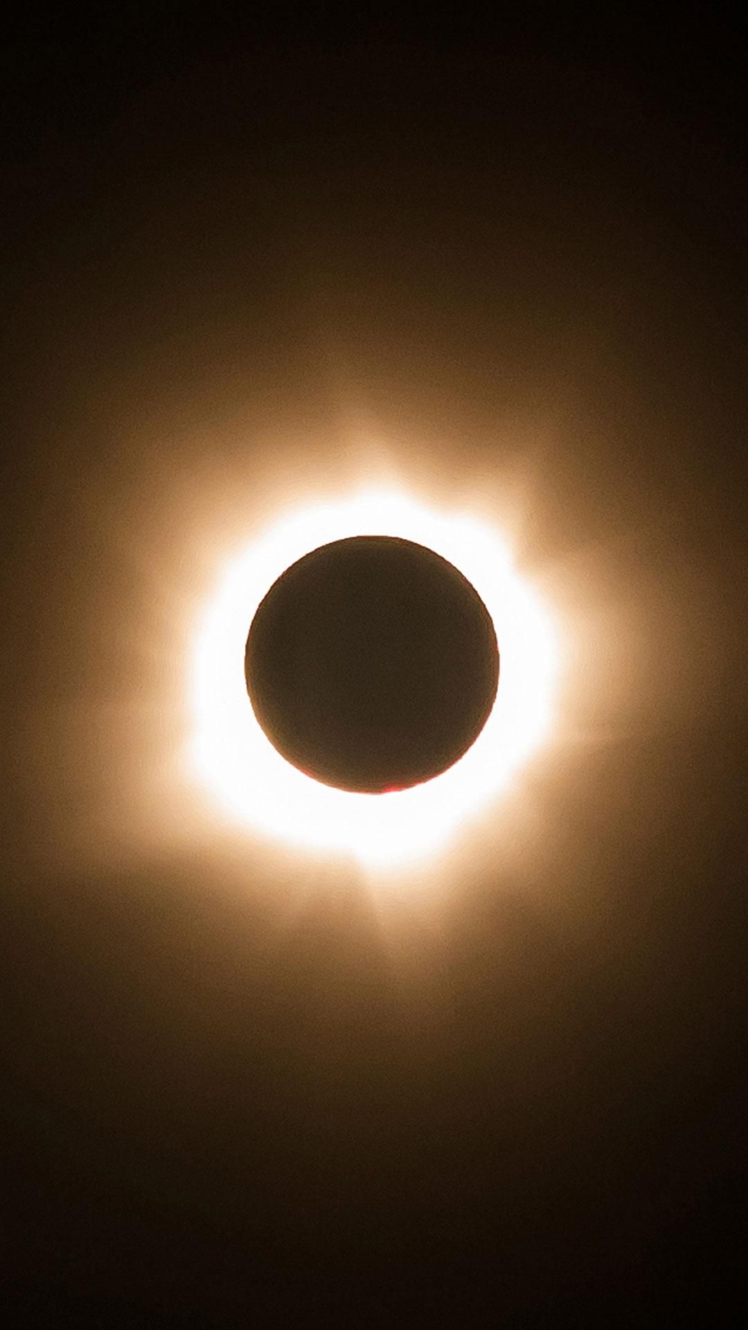 Solar Eclipse Aesthetic Wallpapers