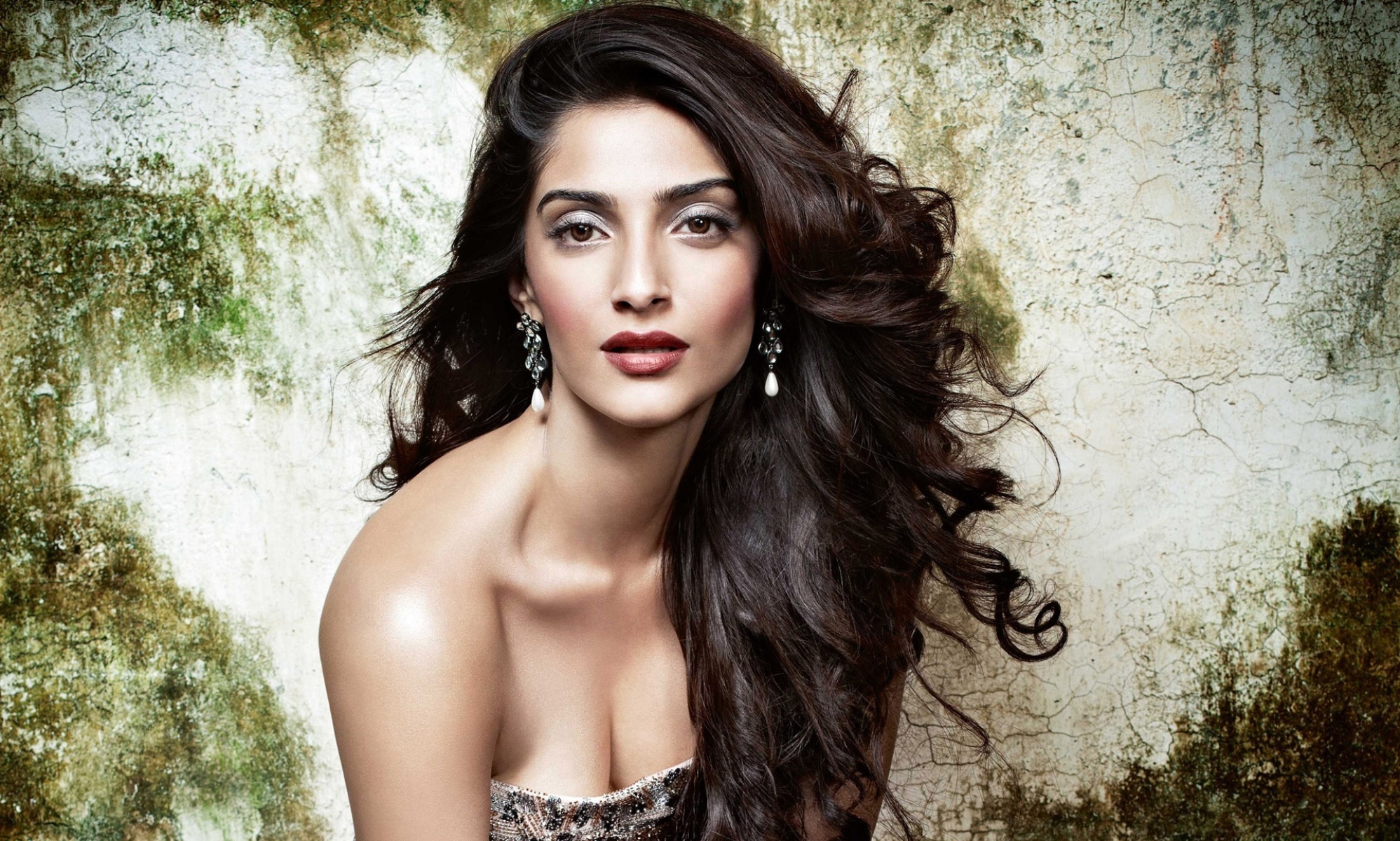 Sonum Kapoor Wallpapers