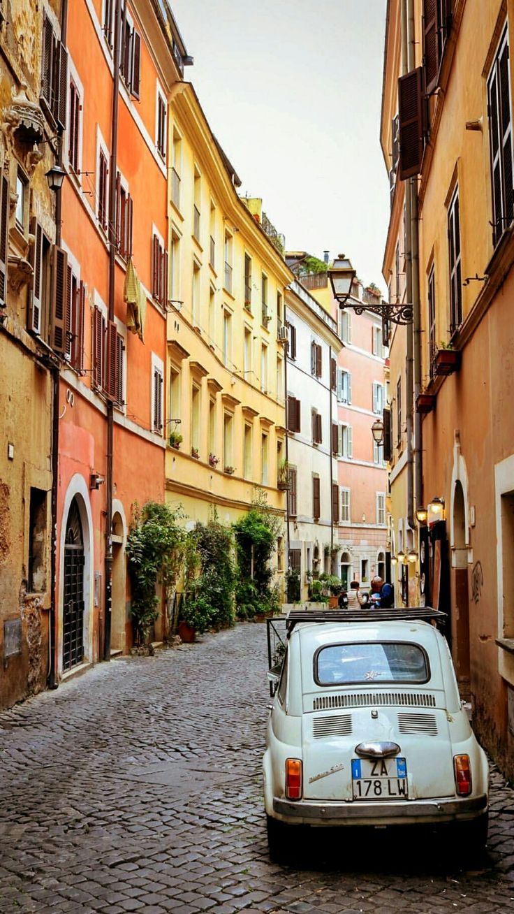 Street Of Rome Wallpapers