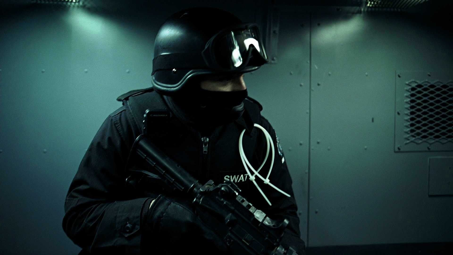 Swat Team In Action Wallpapers