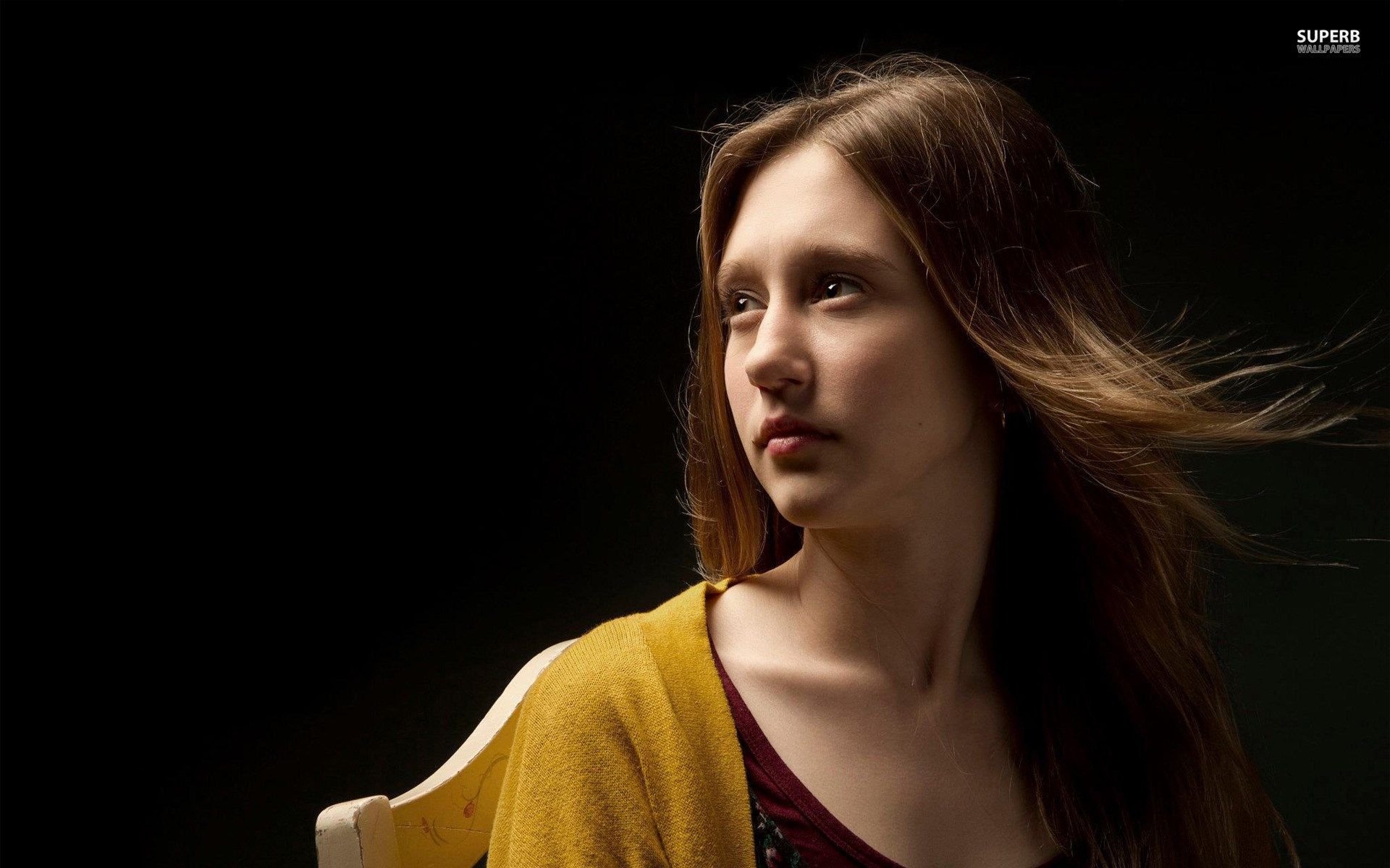 Taissa Farmiga Photoshoot Wallpapers