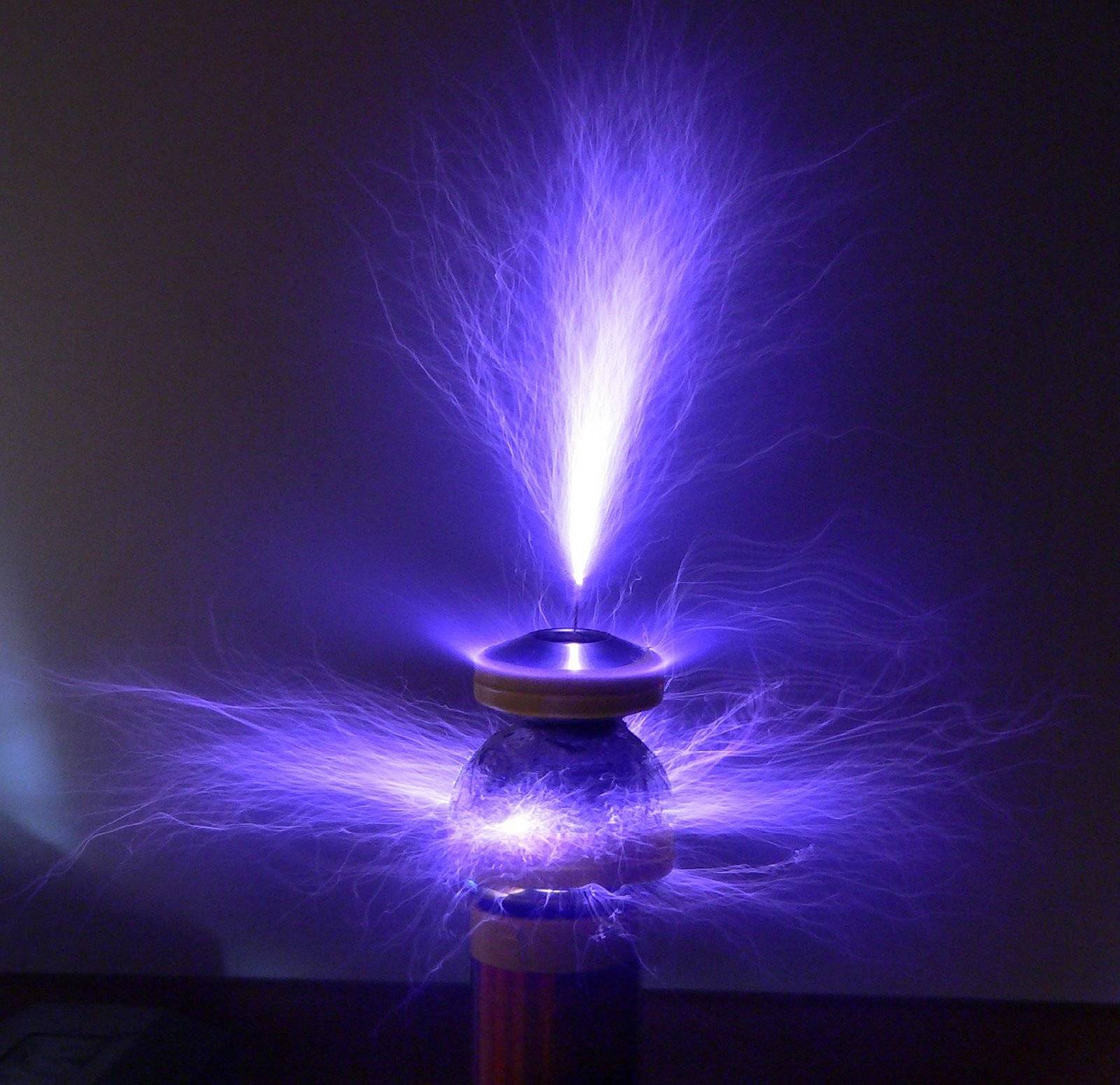 Tesla Coil Wallpapers