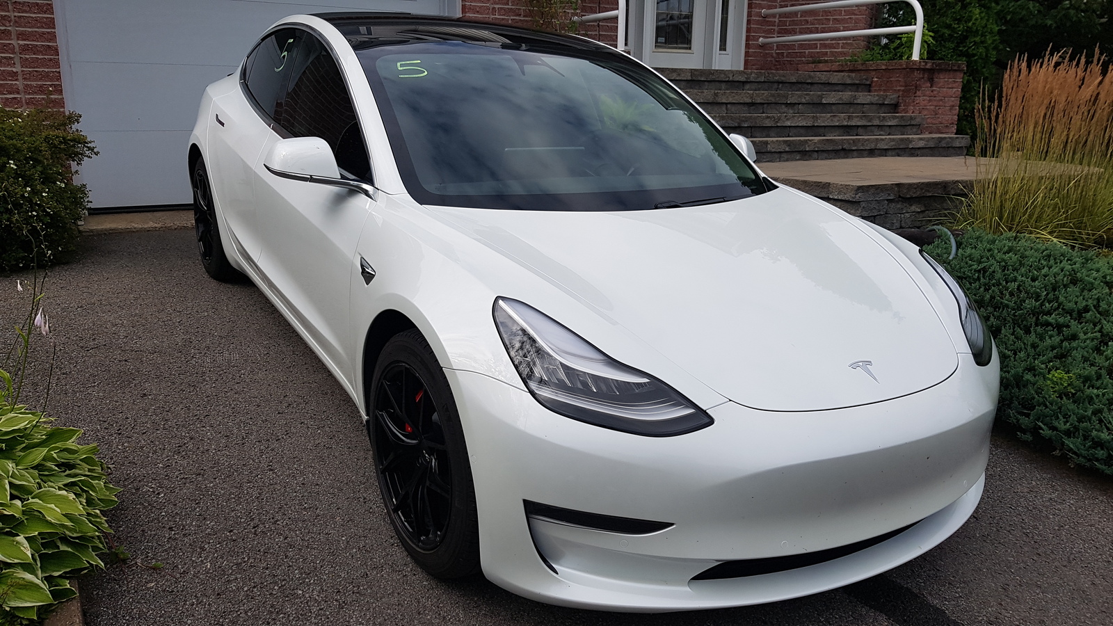 Tesla Model 3 White Wallpapers