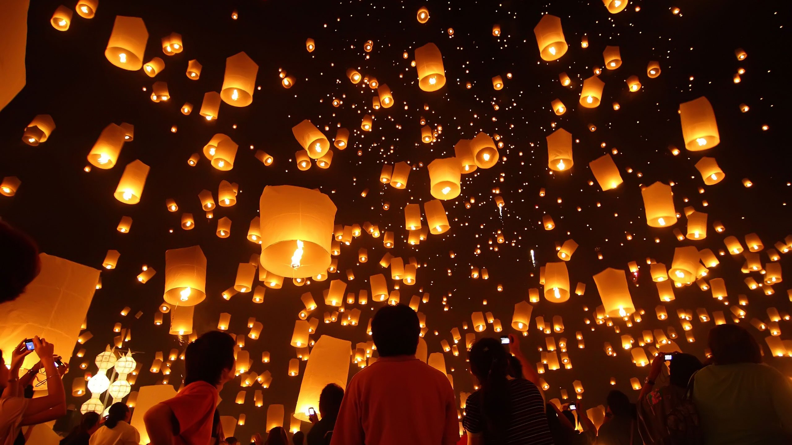Thai Lantern Festival 2015 Wallpapers