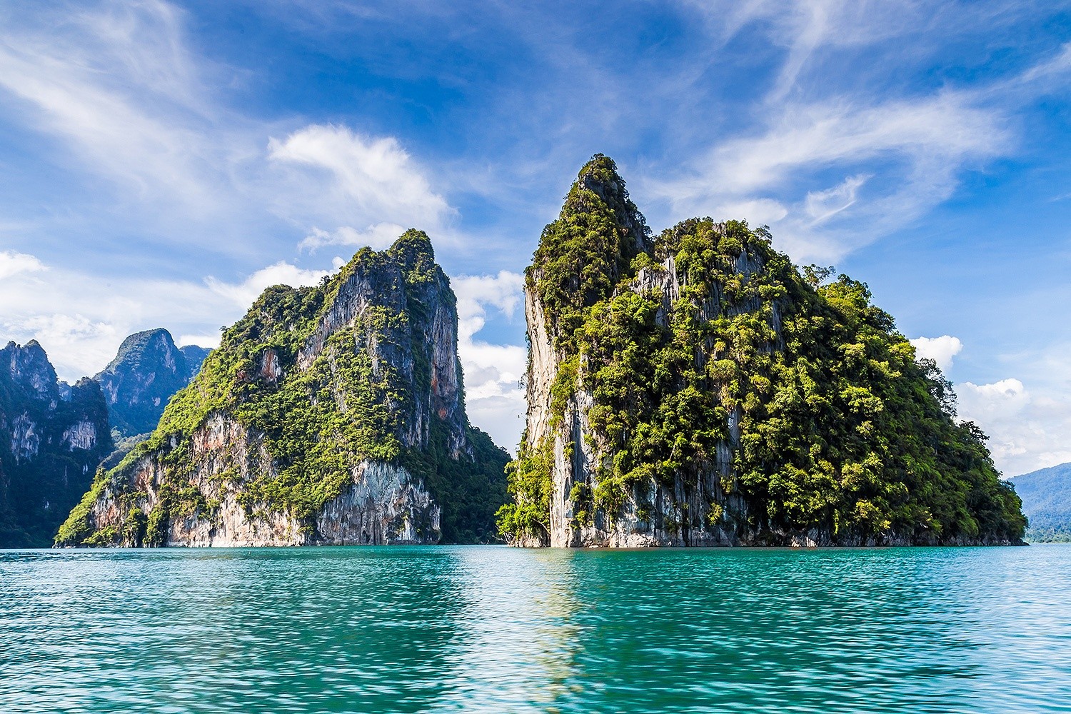 Tropical Mountains Wallpapers