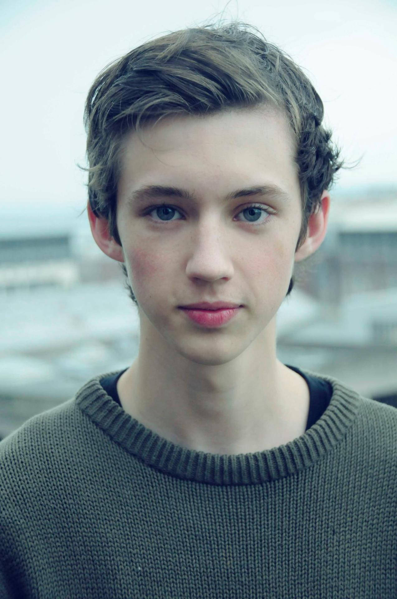 Troye Sivan Desktop Wallpapers