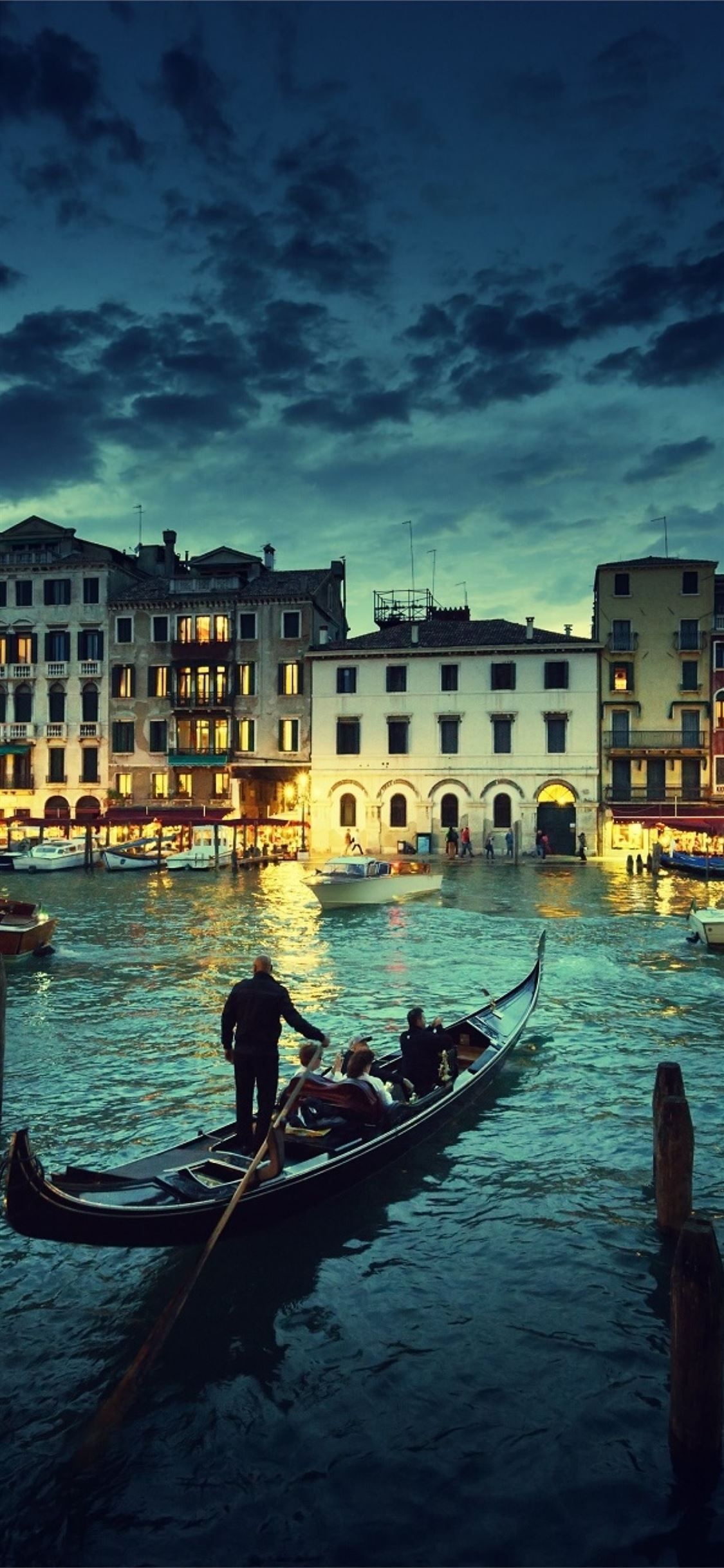 Venice At Night Wallpapers