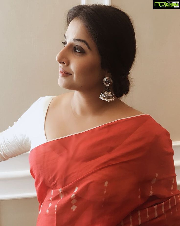 Vidya Balan Hot Wallpapers