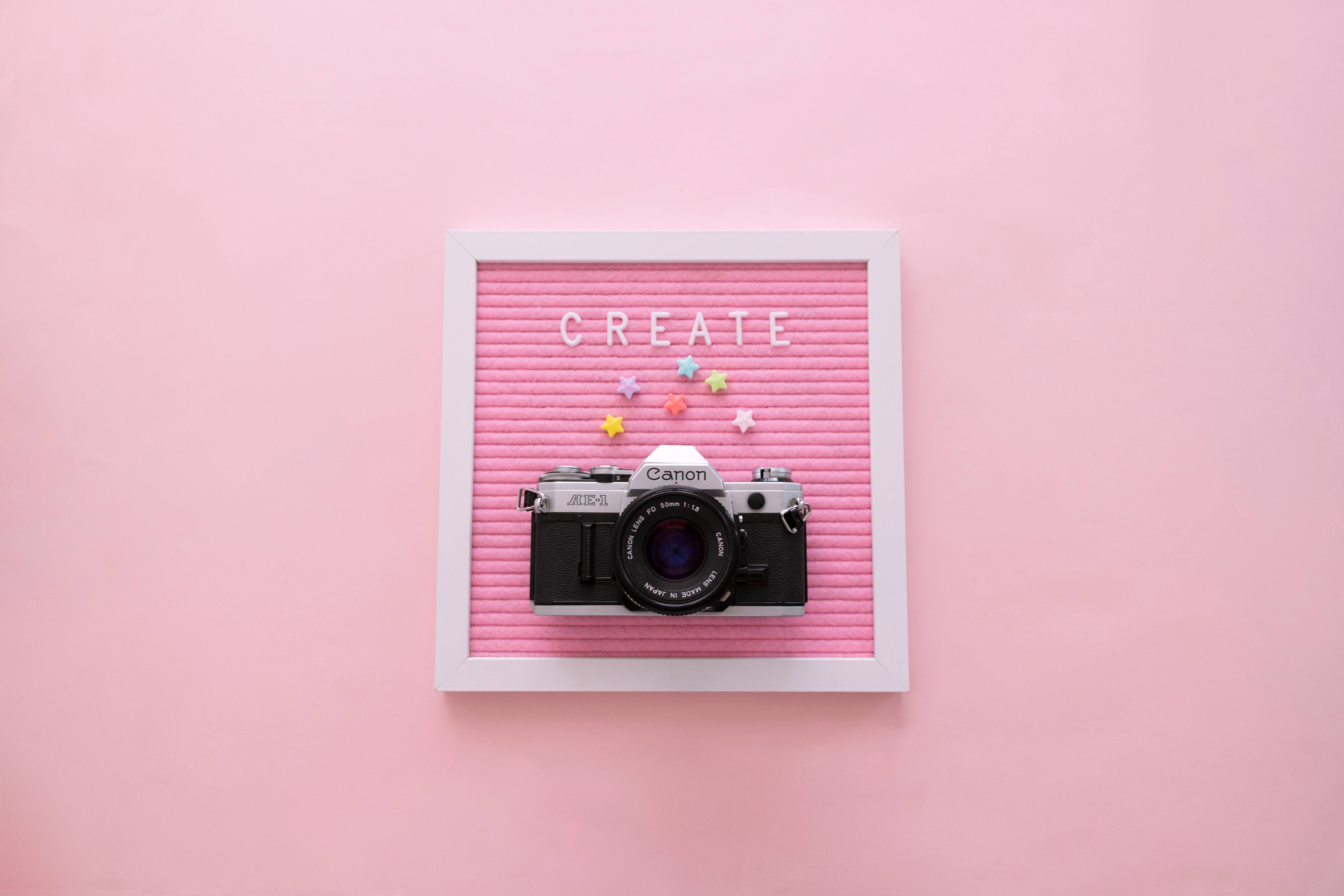 Vintage Camera Aesthetic Wallpapers