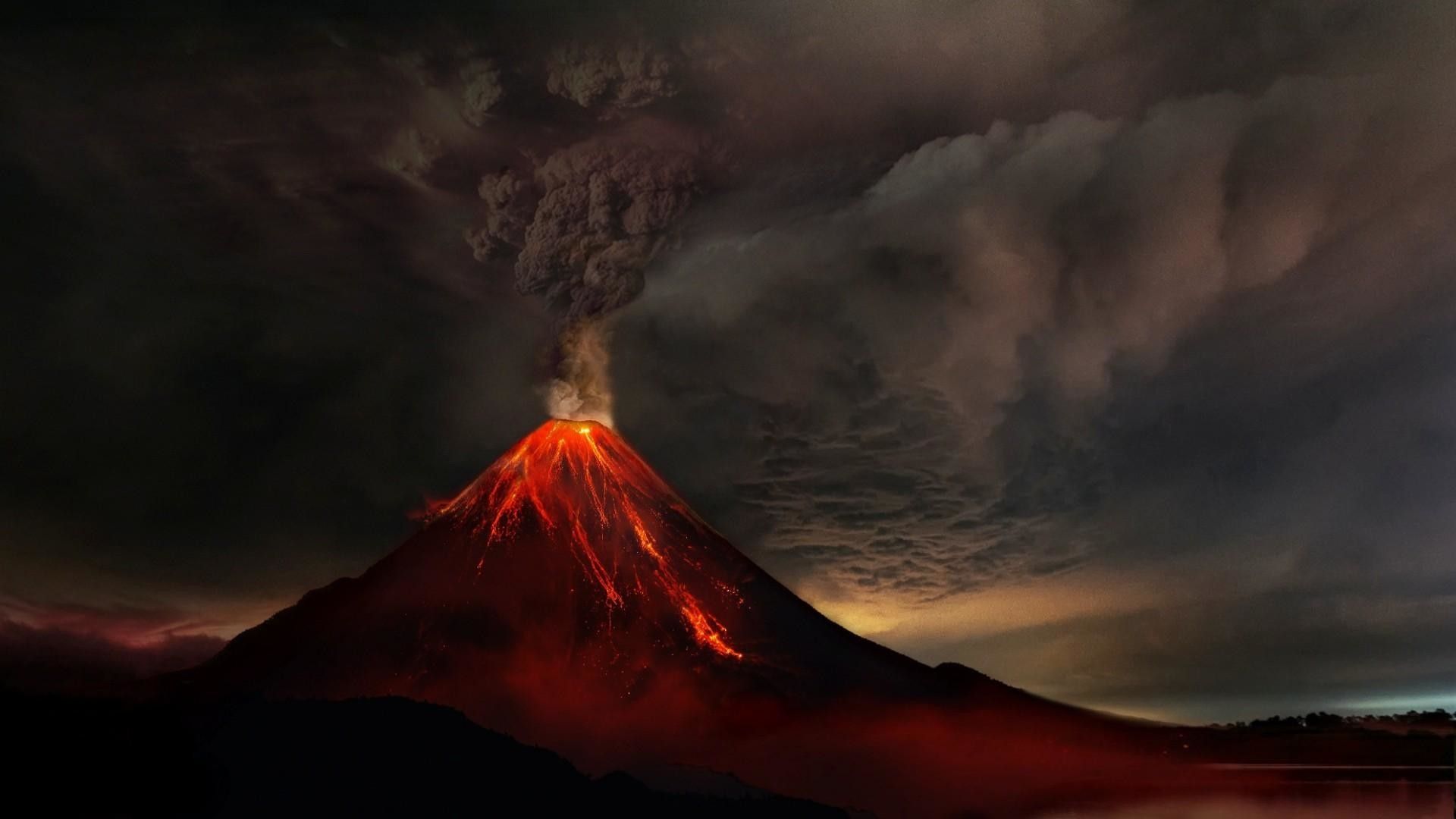 Volcanic Eruptions Wallpapers