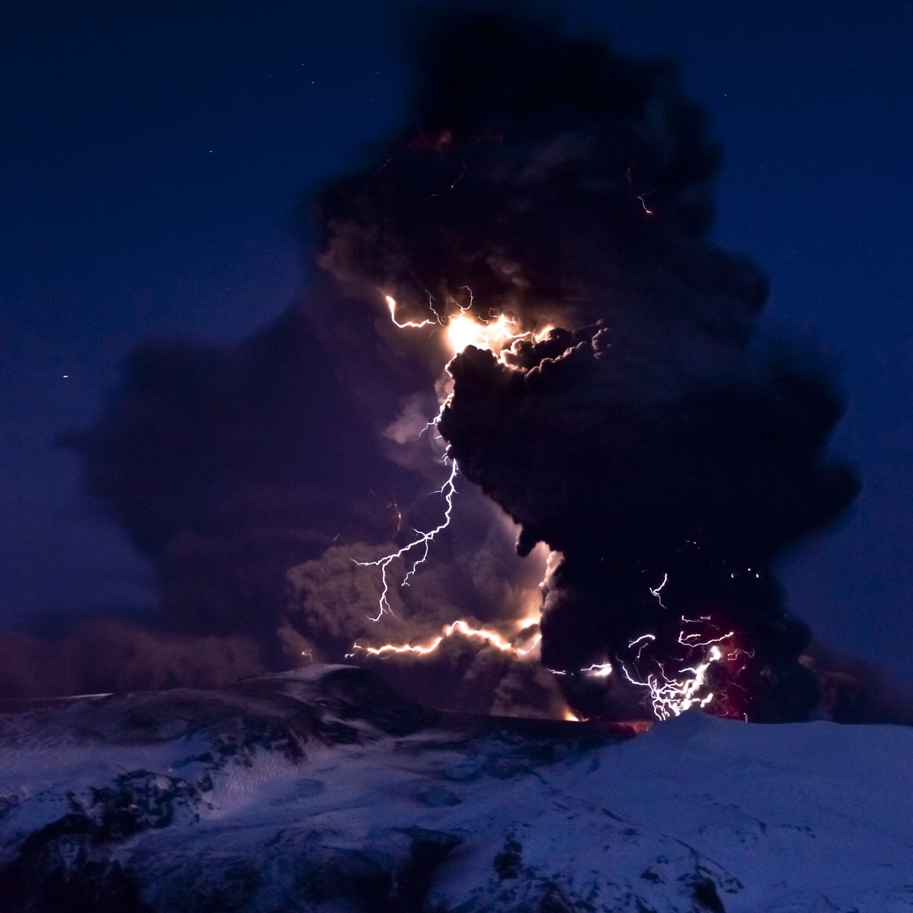 Volcano Lightning Wallpapers