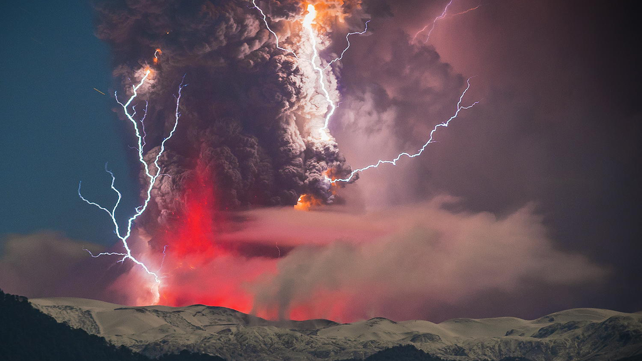 Volcano Lightning Wallpapers