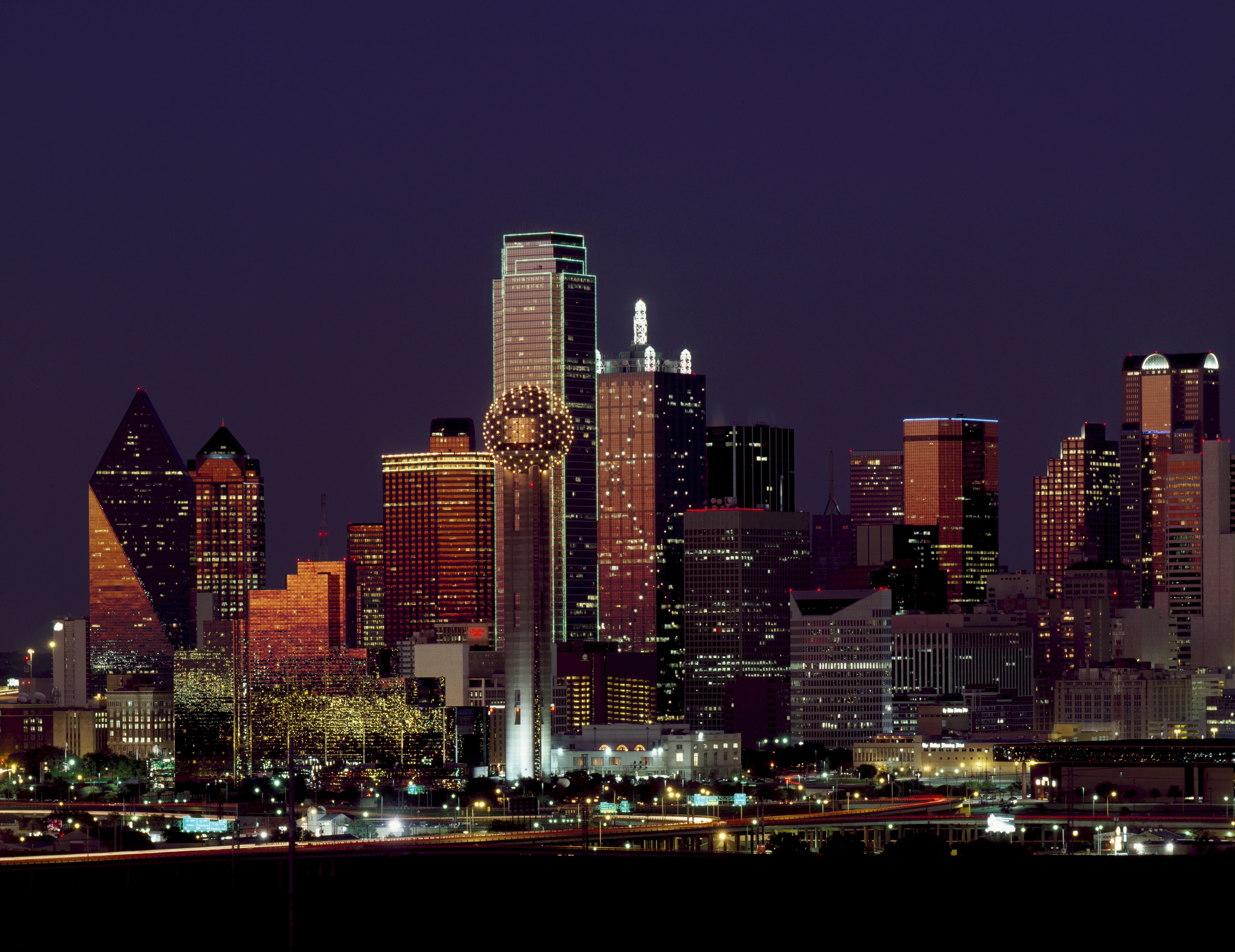 Wallpaper Dallas Skyline Wallpapers
