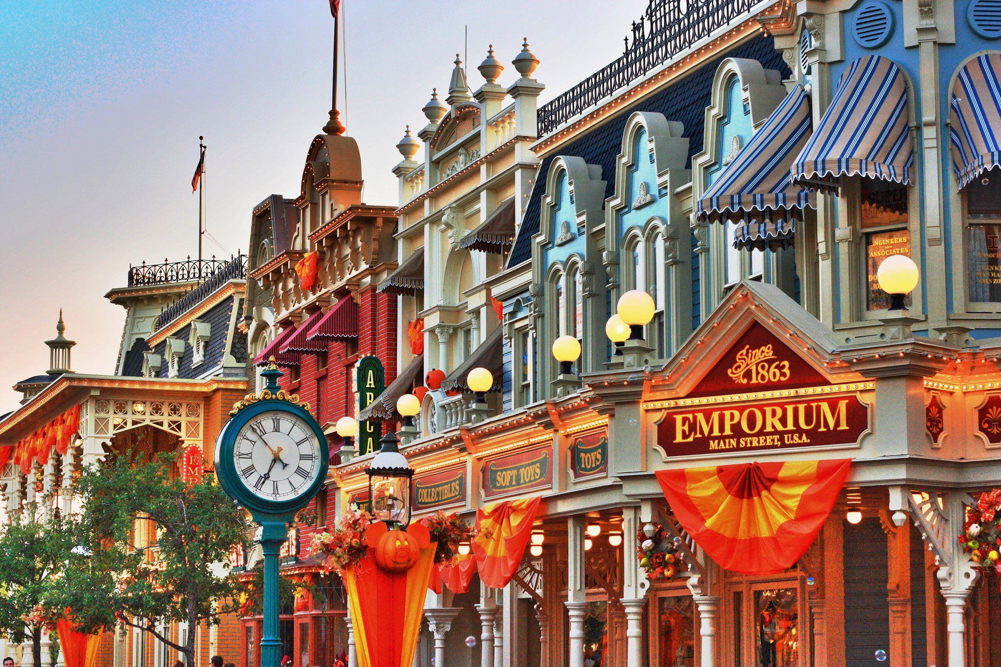 Wallpaper Disney World Main Street Wallpapers