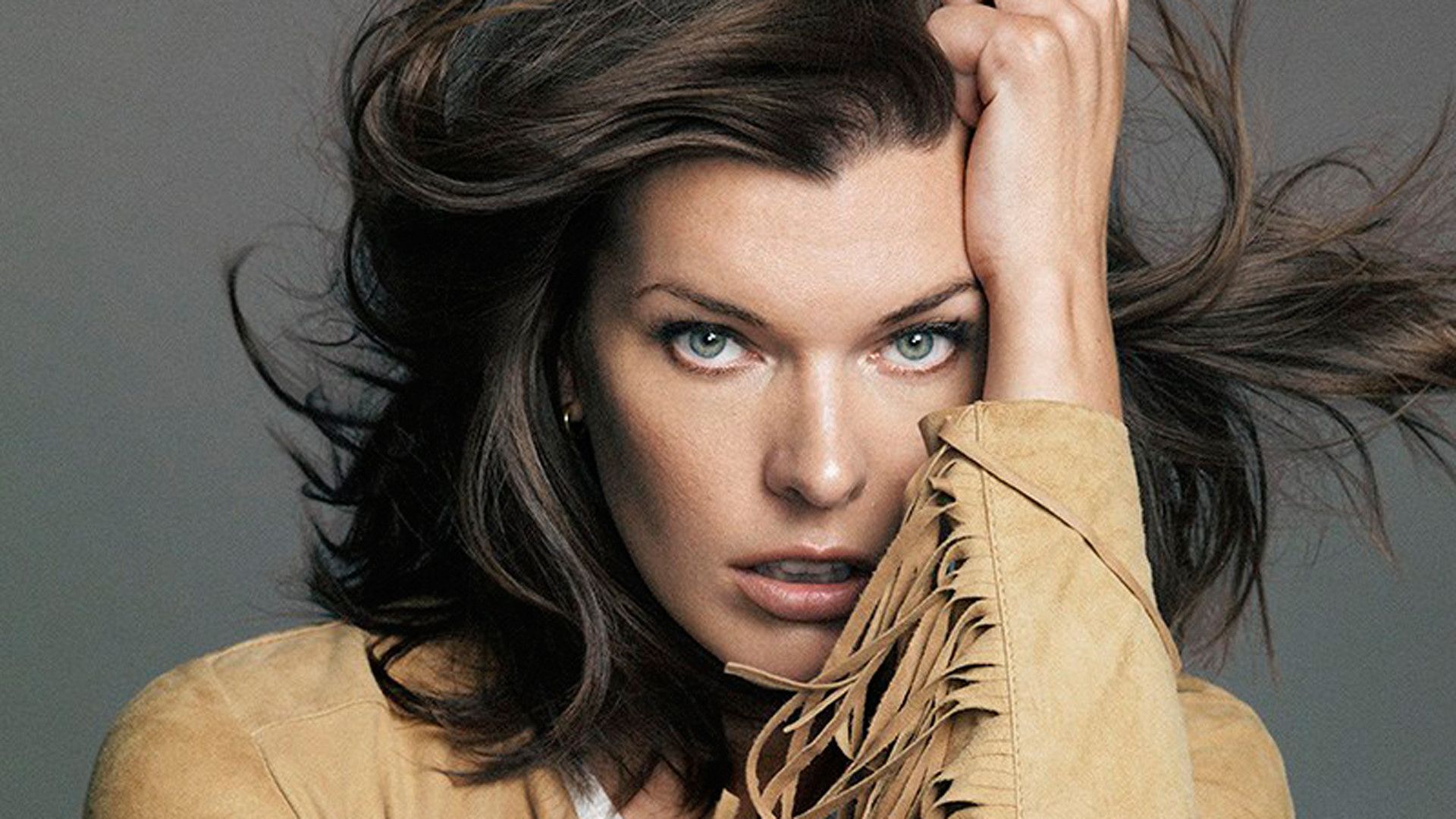 Wallpaper Milla Jovovich Wallpapers