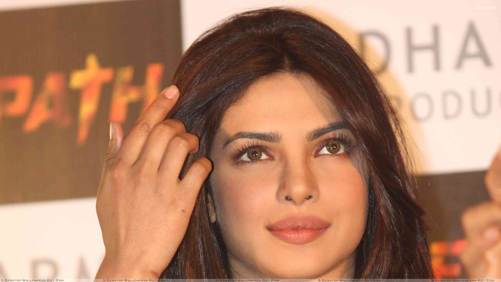 Wallpaper Priyanka Chopra Wallpapers