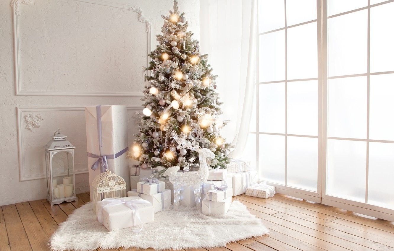 White Christmas Tree Wallpapers