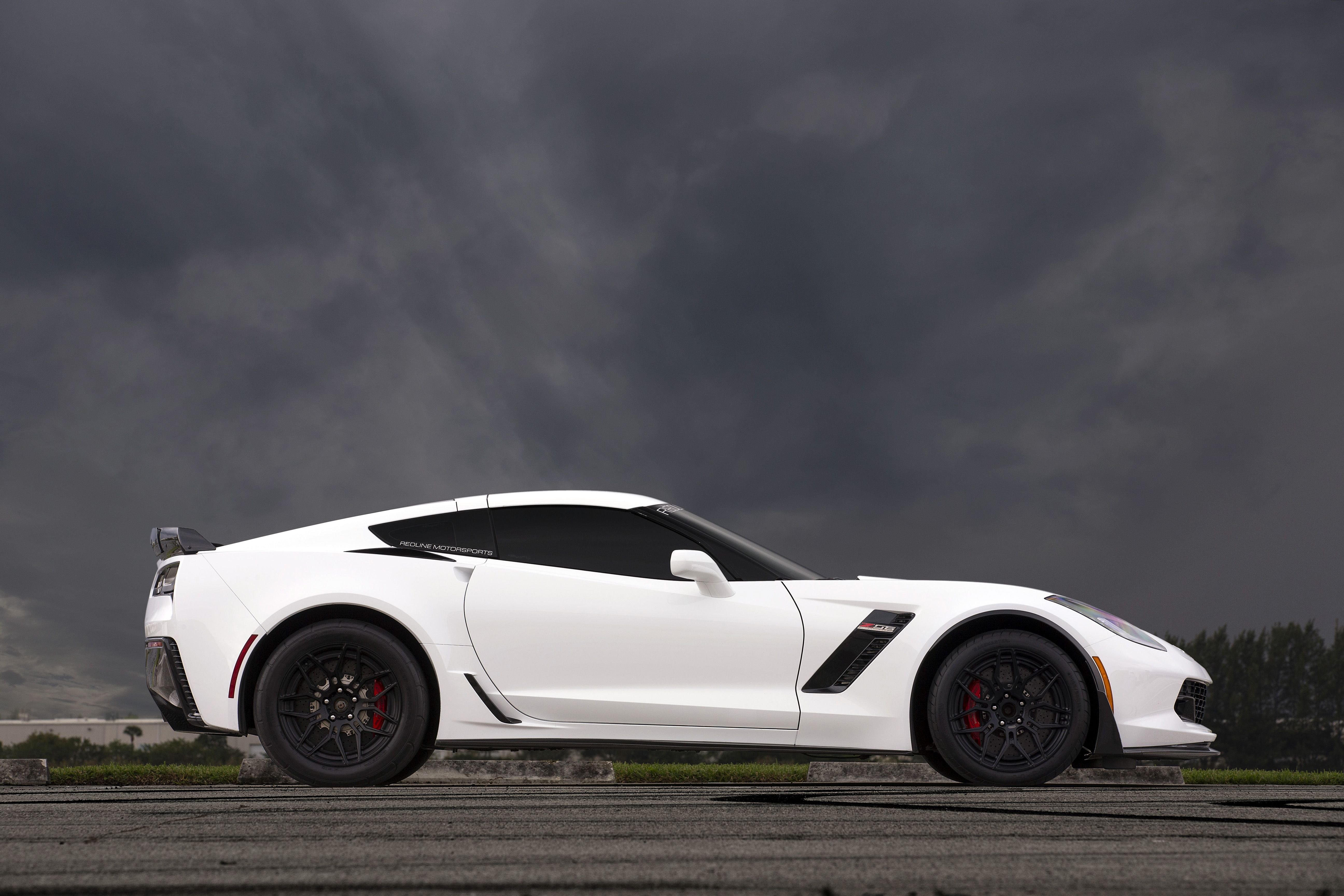 White Corvette Wallpapers