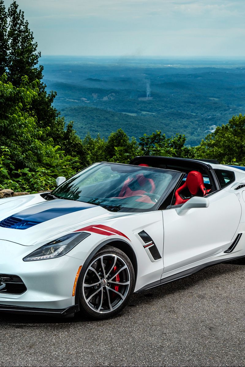 White Corvette Wallpapers