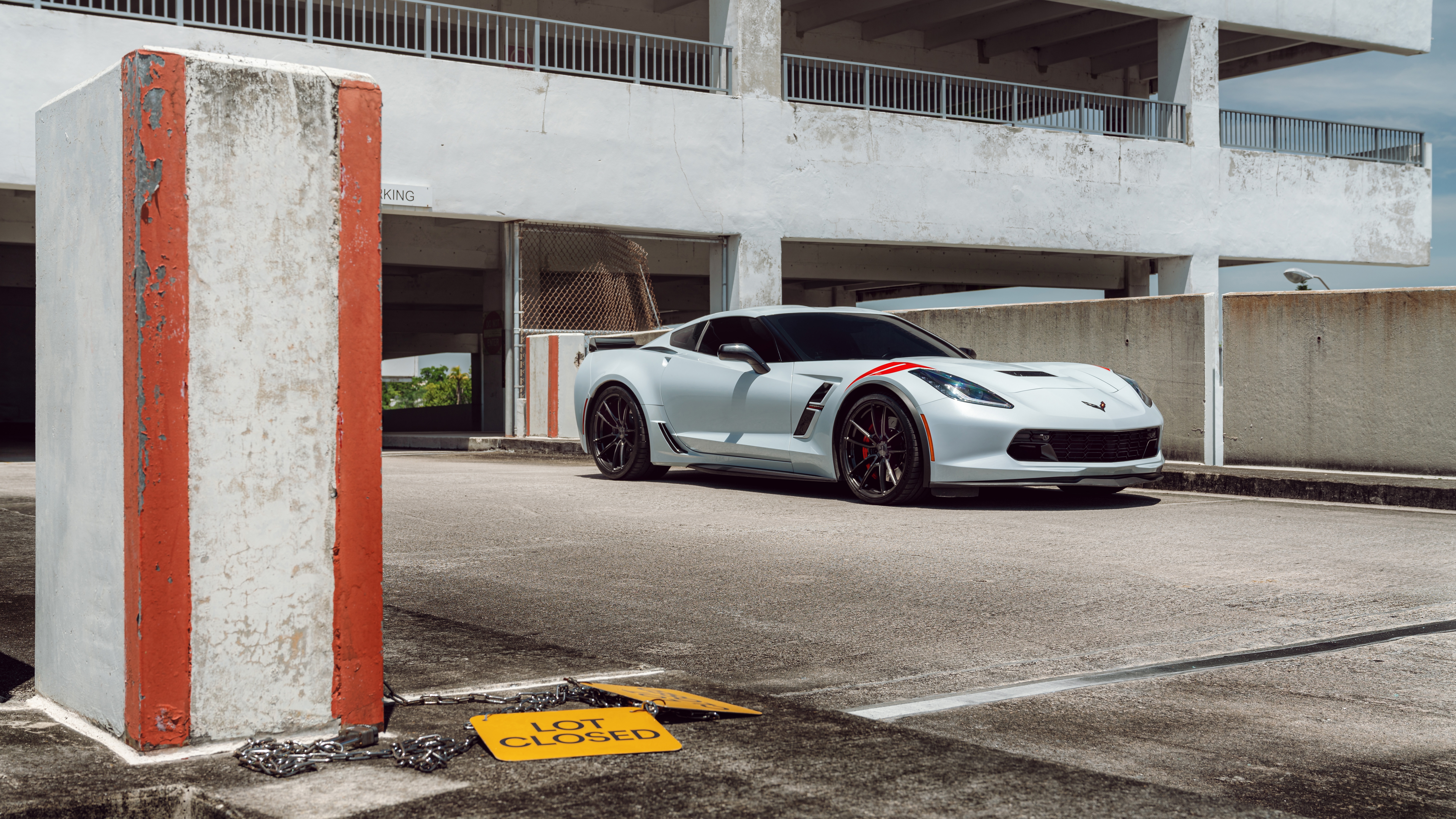 White Corvette Wallpapers