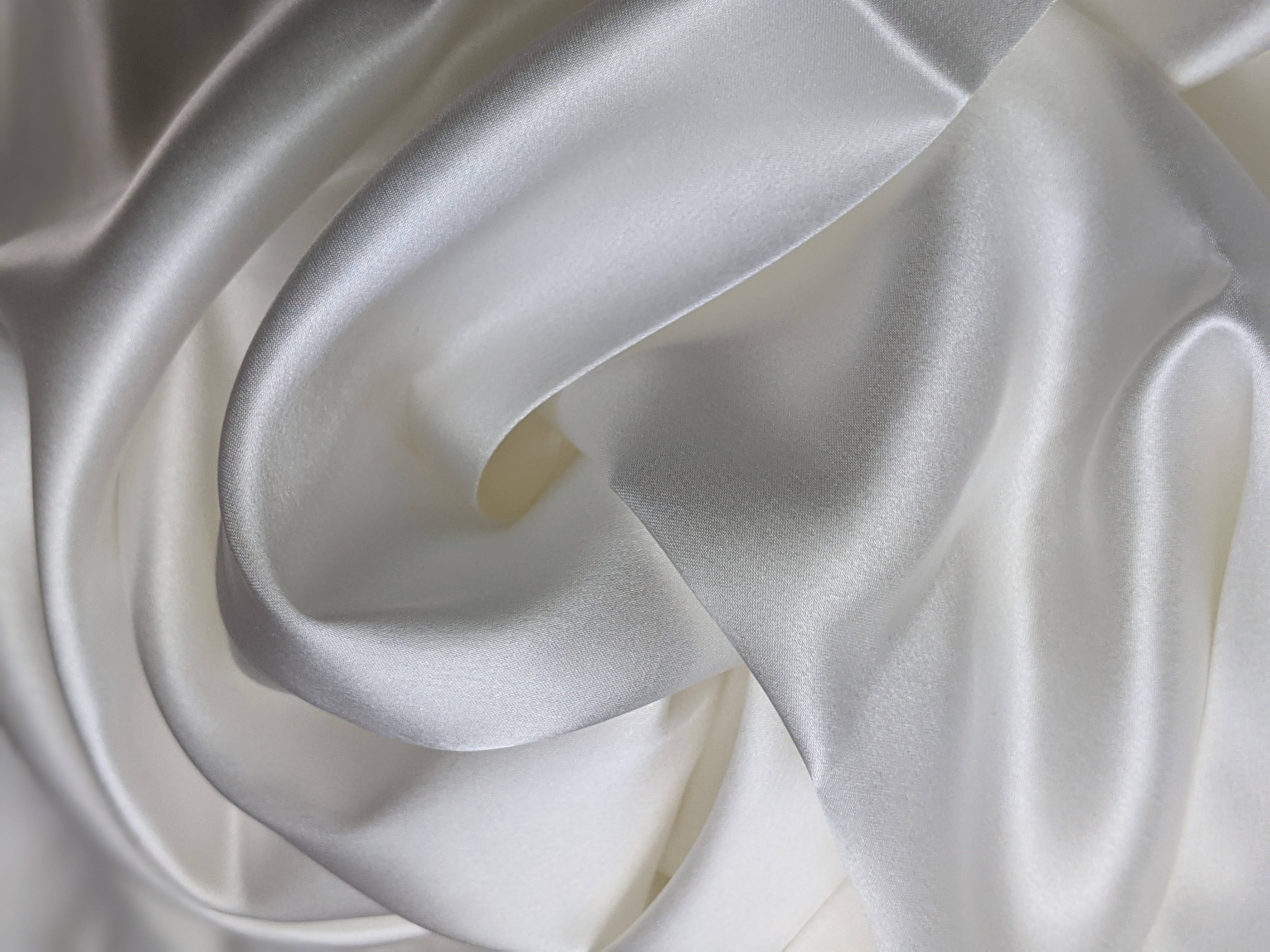 White Silk Wallpapers