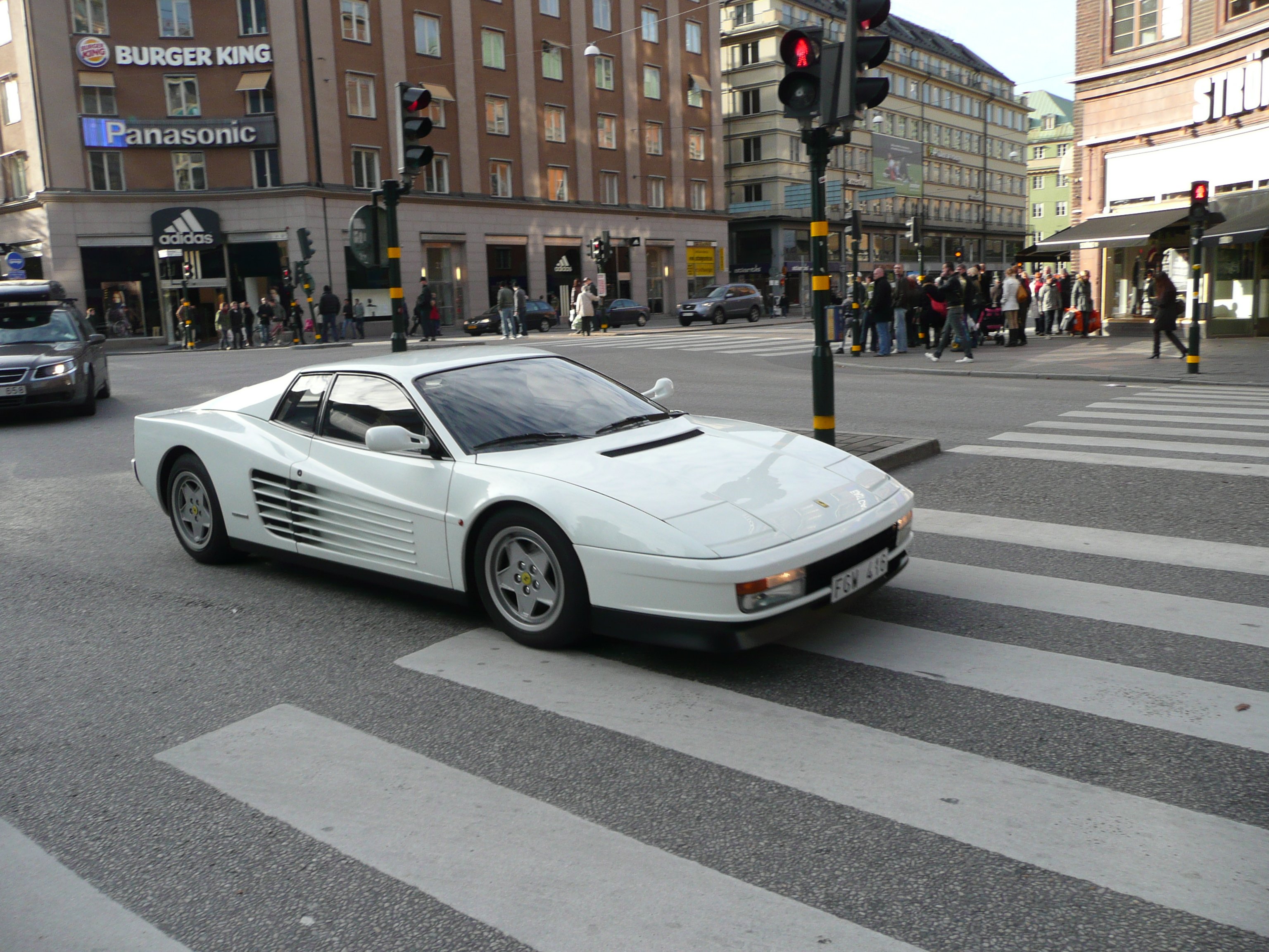 White Testarossa Wallpapers