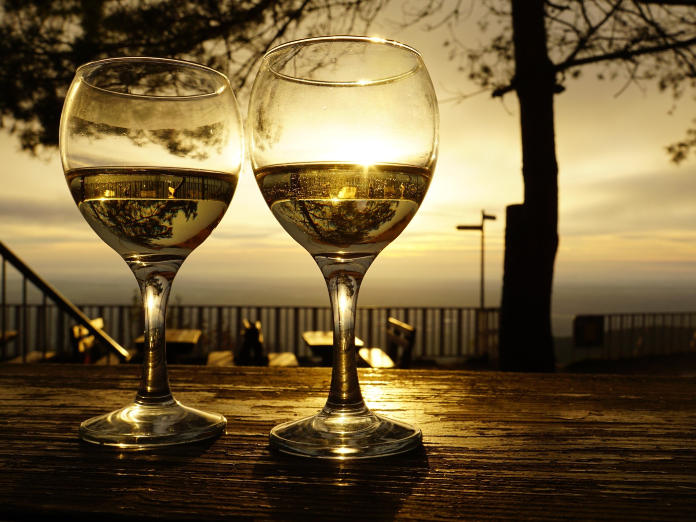 White Wine Wallpapers