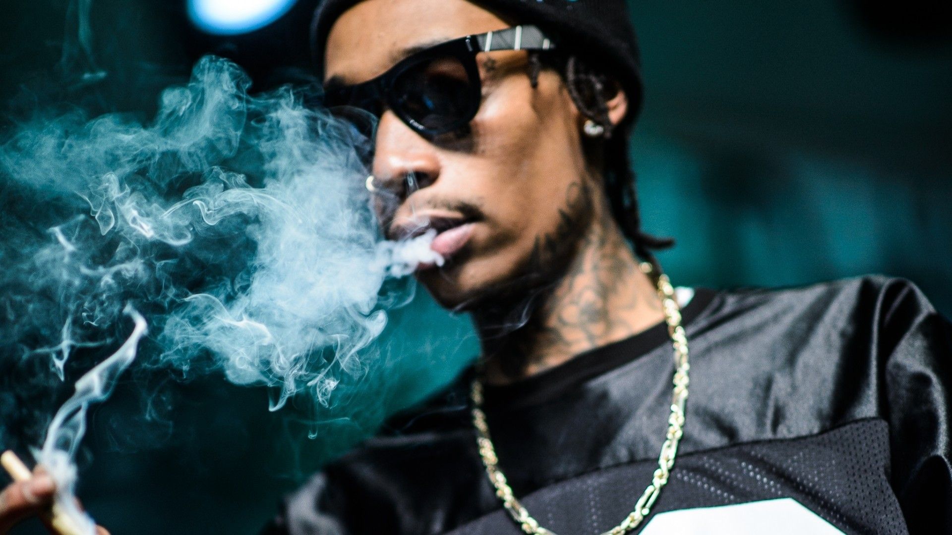 Wiz Khalifa Smoking Wallpapers