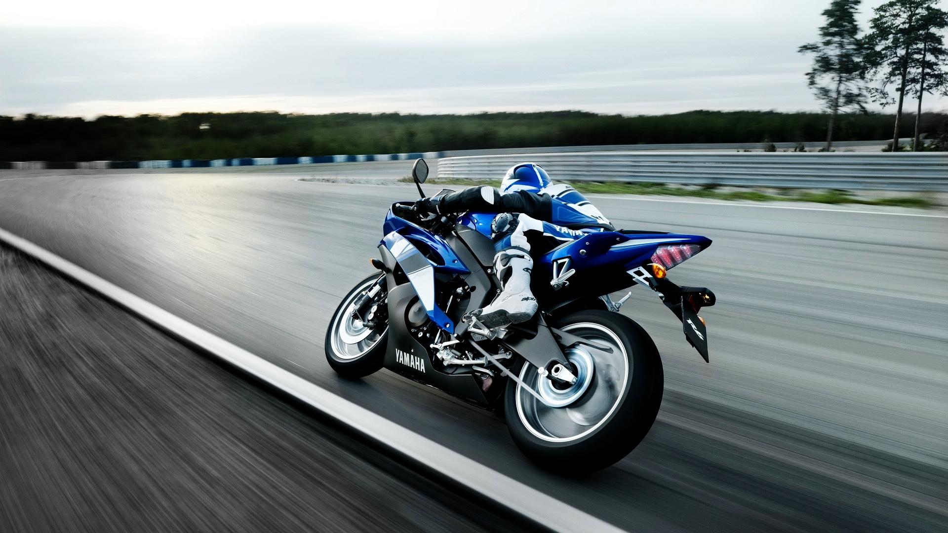 Yamaha Backrounds Wallpapers