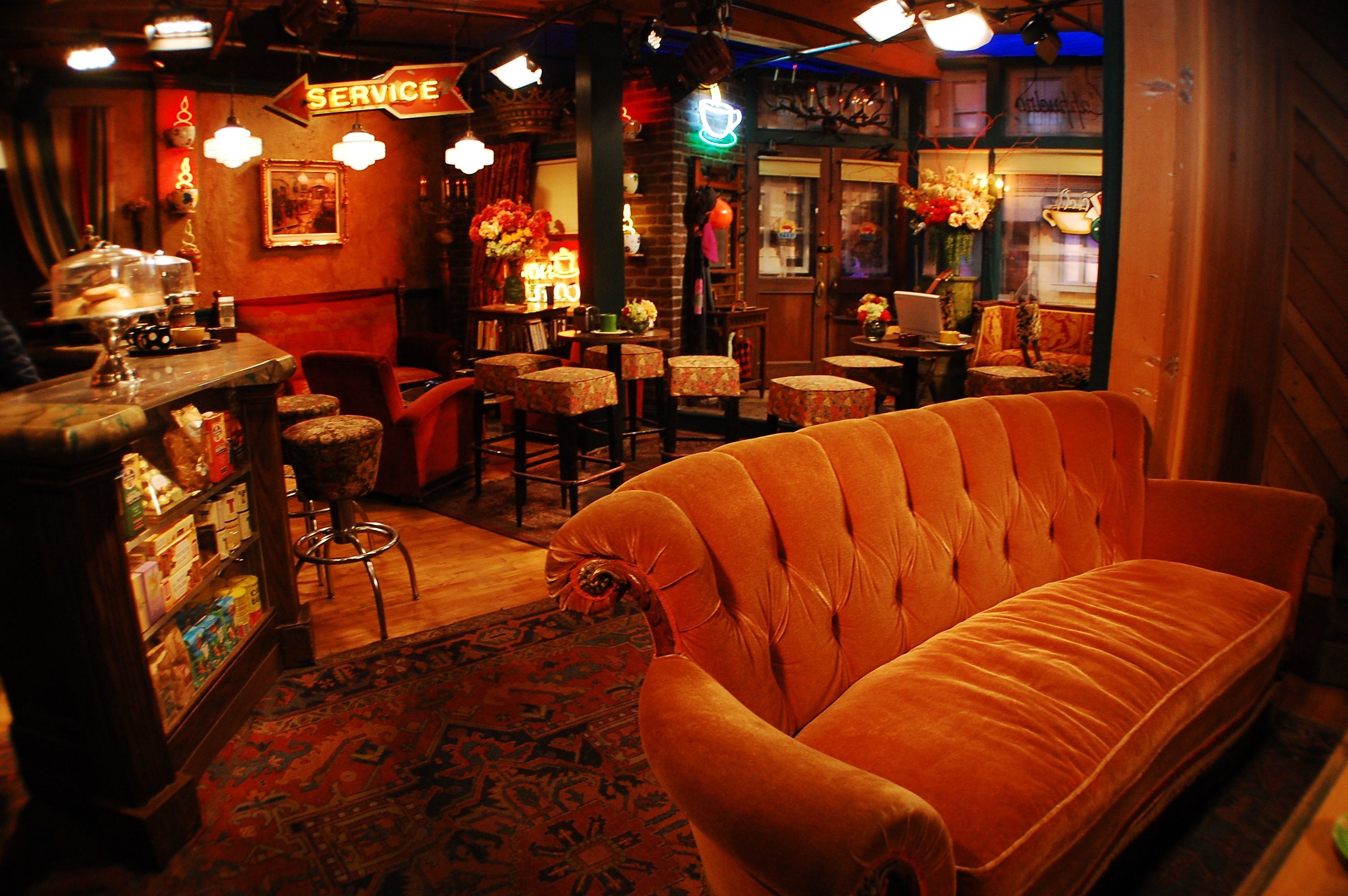 Central Perk Background