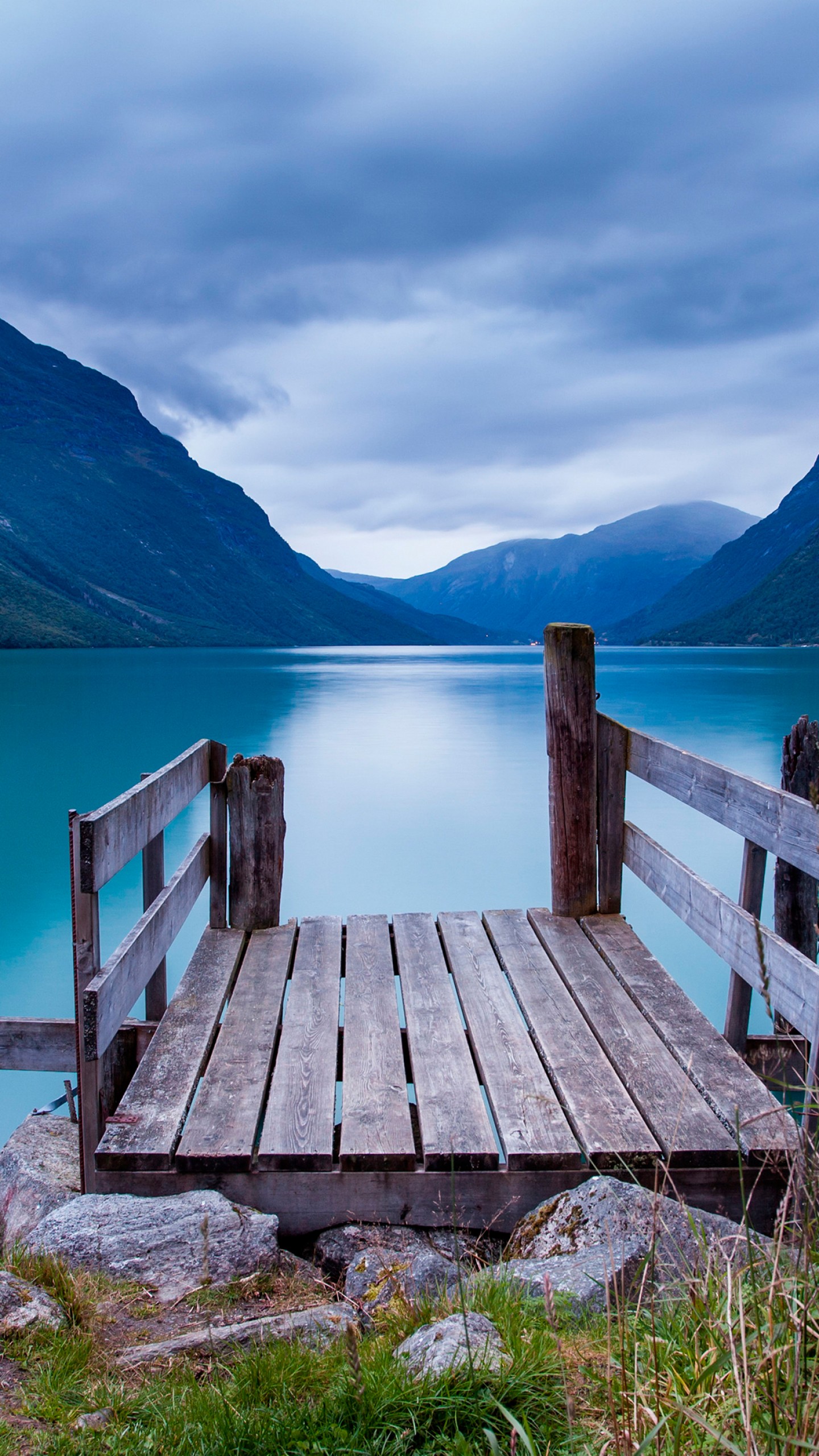 Lake Water Background