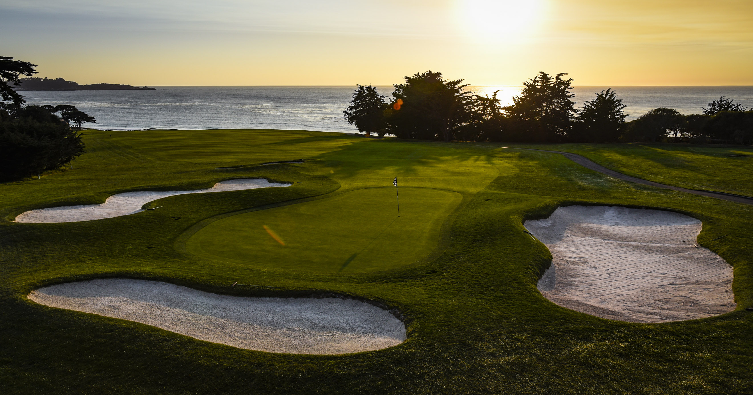 Pebble Beach Background